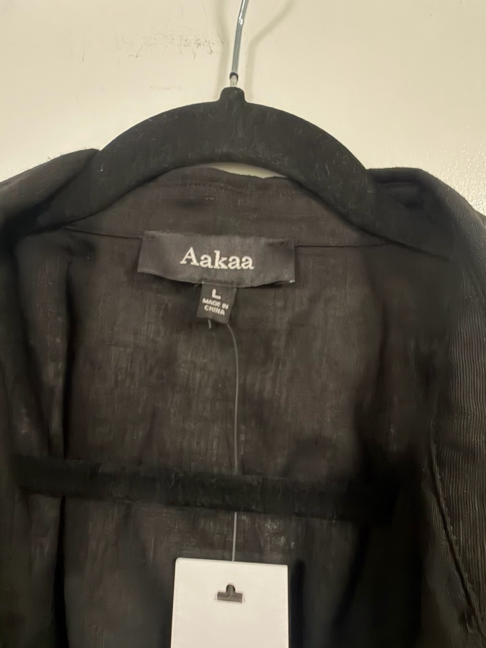 Aakaa Black Draped V-Neck Cropped Top - Picture 2 of 5